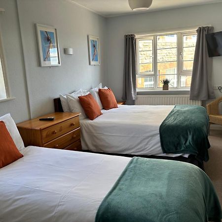 The Yacht Inn Penzance Bagian luar foto
