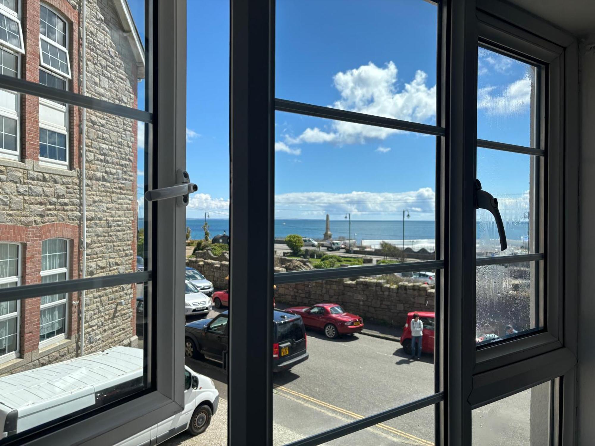 The Yacht Inn Penzance Bagian luar foto