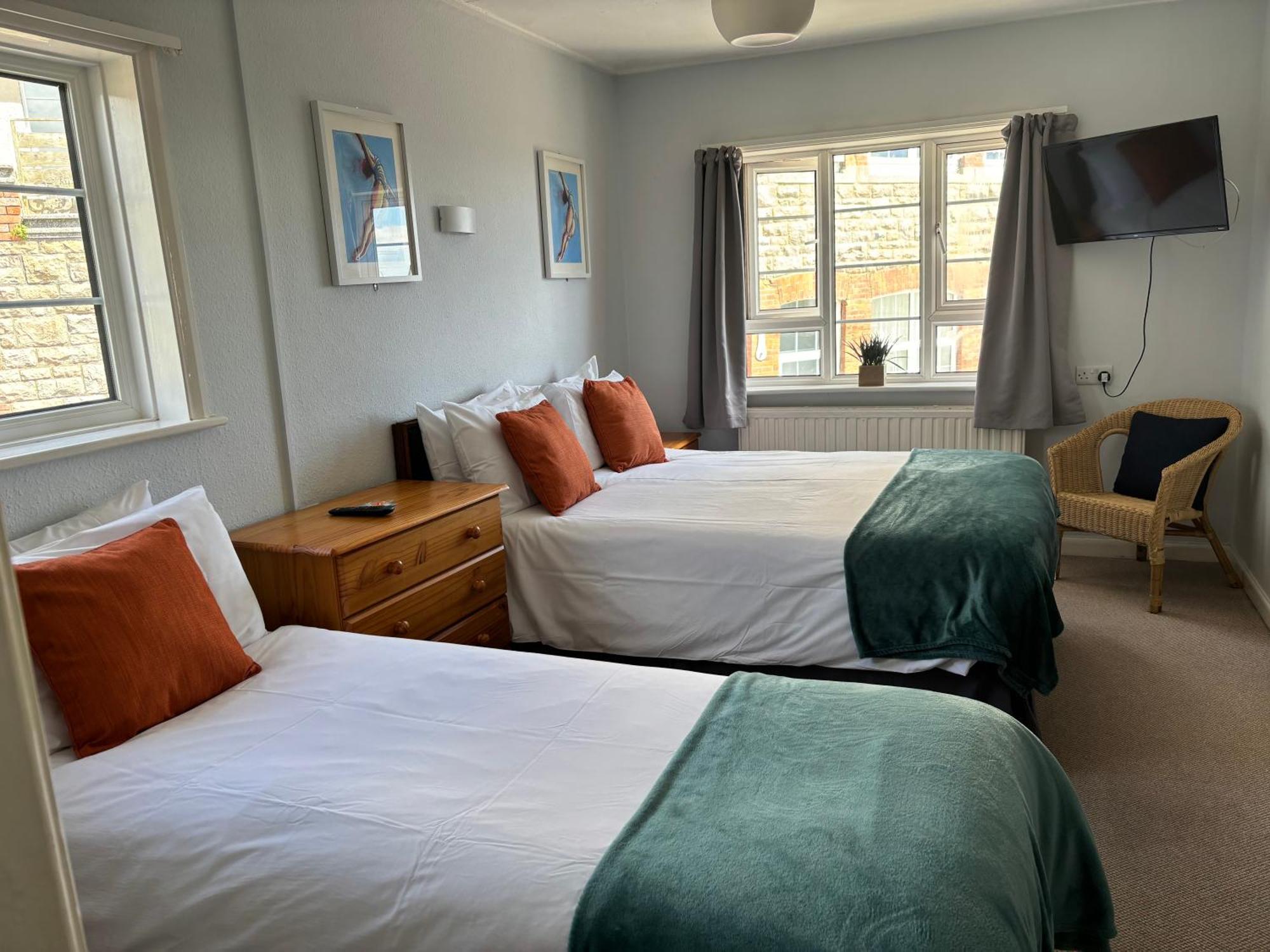 The Yacht Inn Penzance Bagian luar foto