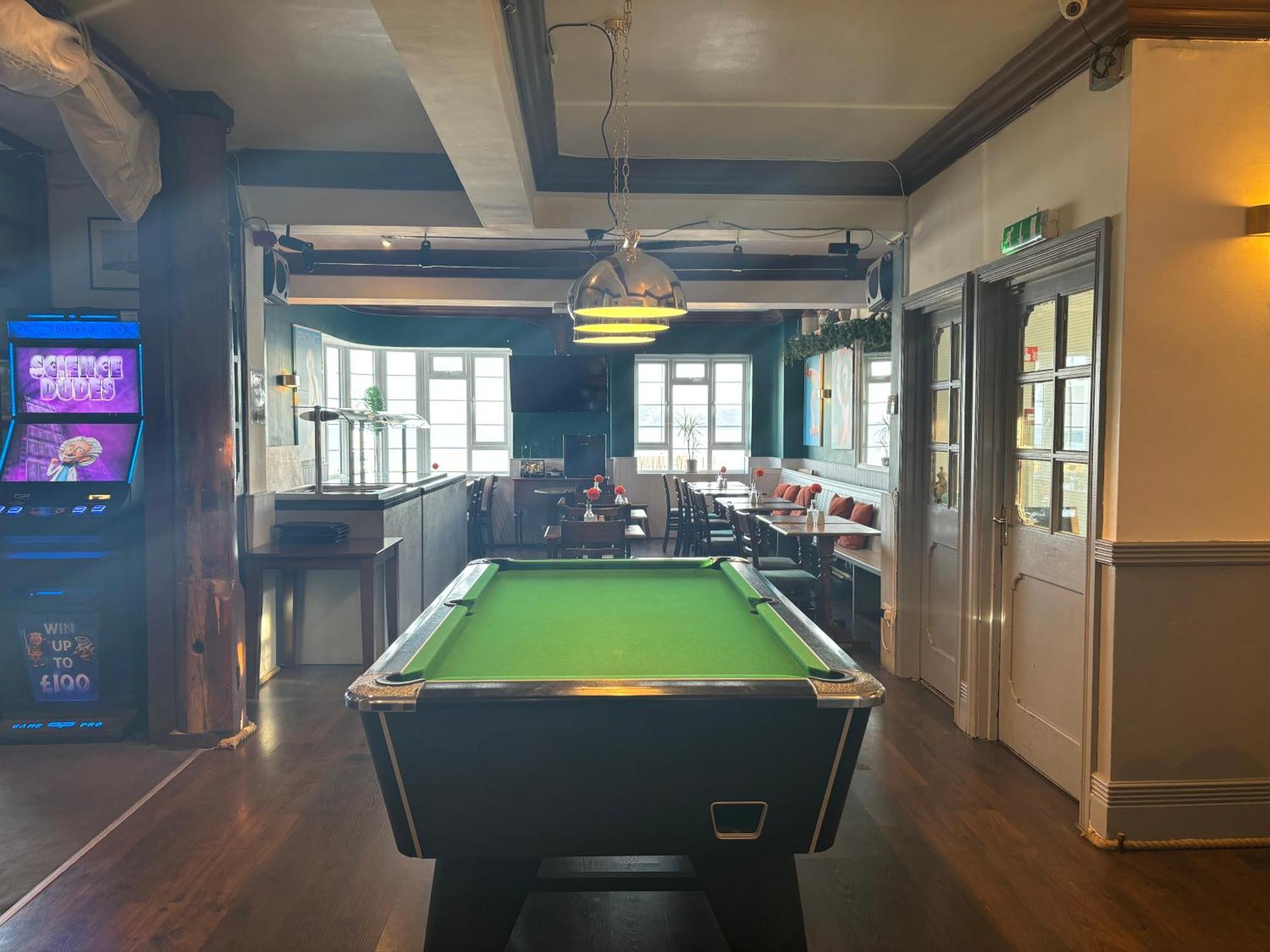 The Yacht Inn Penzance Bagian luar foto